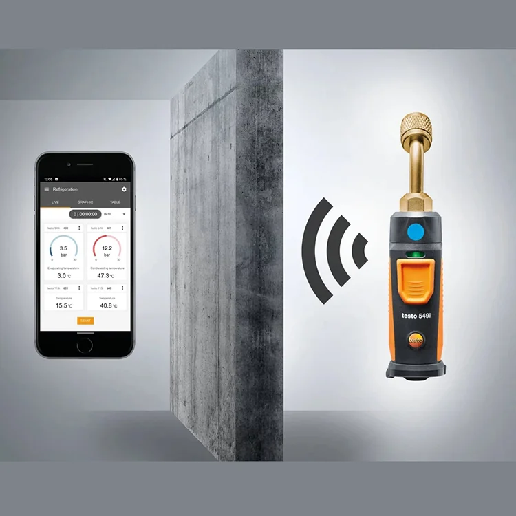 Testo 549I Bluetooth High-Pressure Gauge Smart Probe on a UK engineer workbench